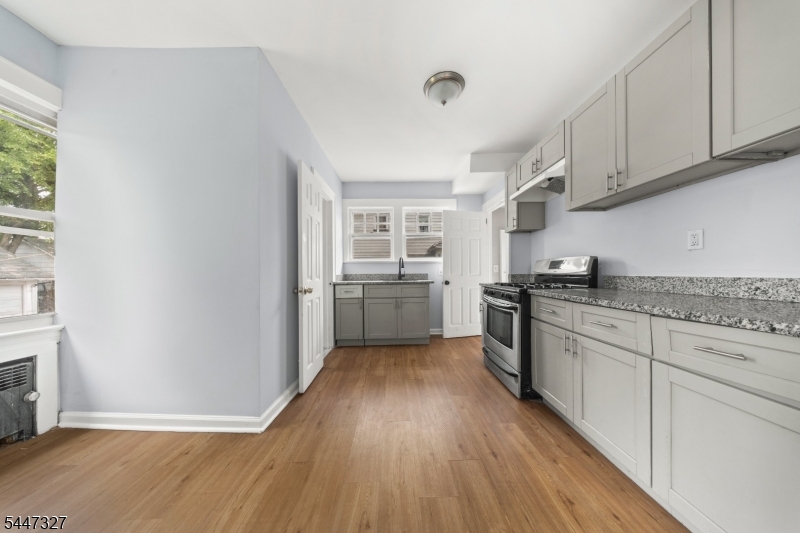 1029 Kipling Road Elizabeth, NJ 07208 - Photo 11 of 26