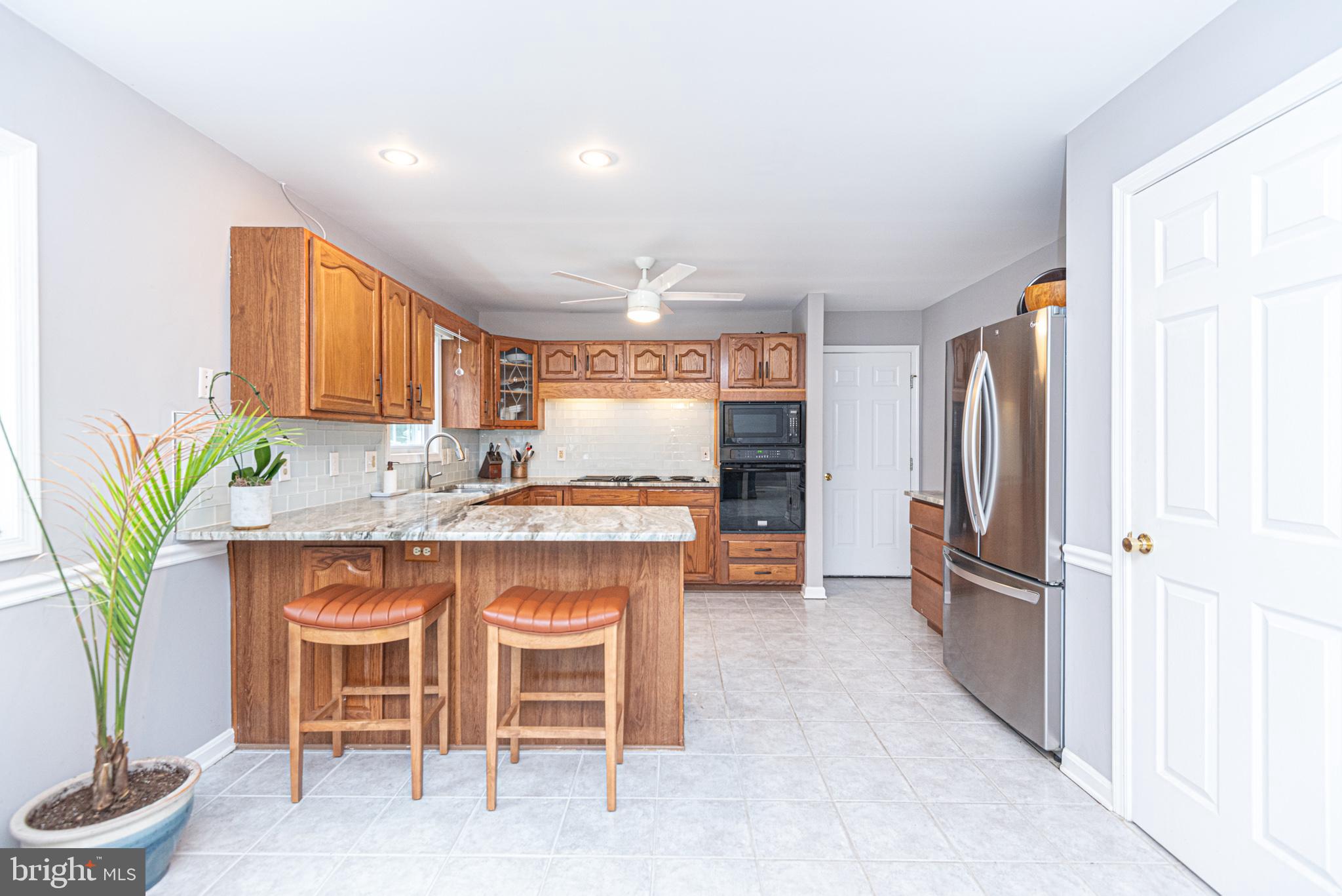 12442 Salisbury Road Ocean City, MD 21842 - Photo 12 of 69 kitchen