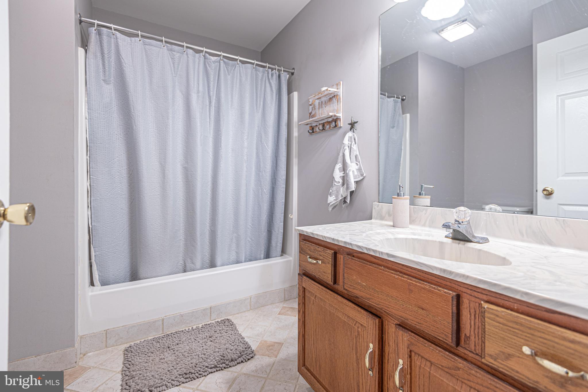 12442 Salisbury Road Ocean City, MD 21842 - Photo 41 of 69 hall bathroom