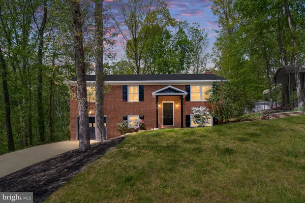 $475,000 | 10704 Ann Davis Drive, Fredericksburg, VA 22408