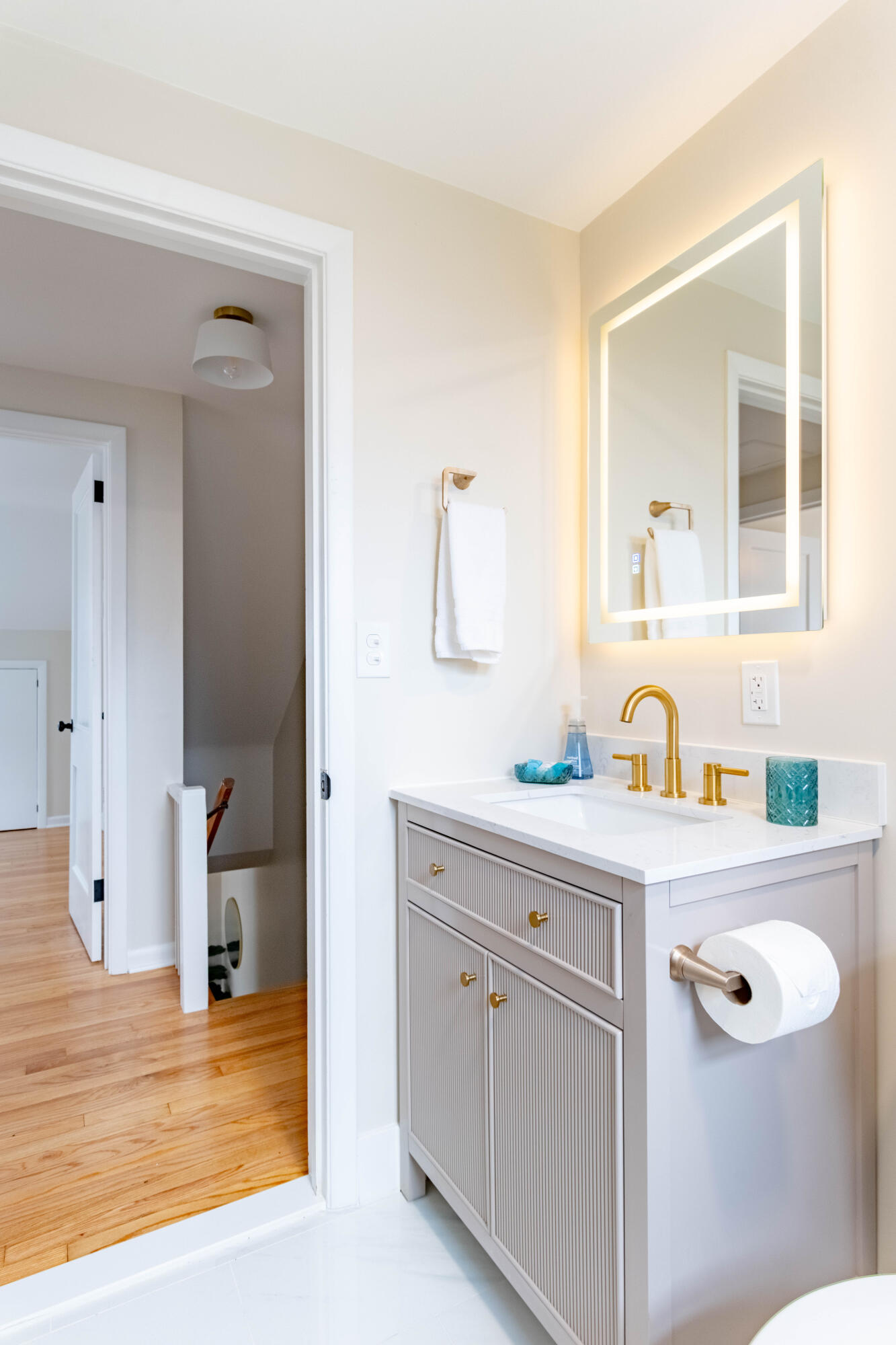 908 Spring Street Ann Arbor, MI 48103 - Photo 41 of 51 Unit 2 - Bathroom