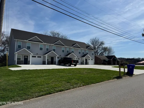 $999,000 | 1532 Meadow Spring Drive, Jefferson City, TN 37760