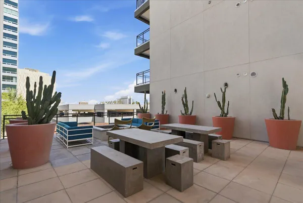 $1,895 | 3131 North Central Avenue, Unit 4001, Phoenix, AZ 85012