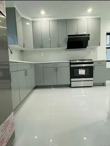 $3,600 | 35-44 172nd Street | Murray Hill - Flushing