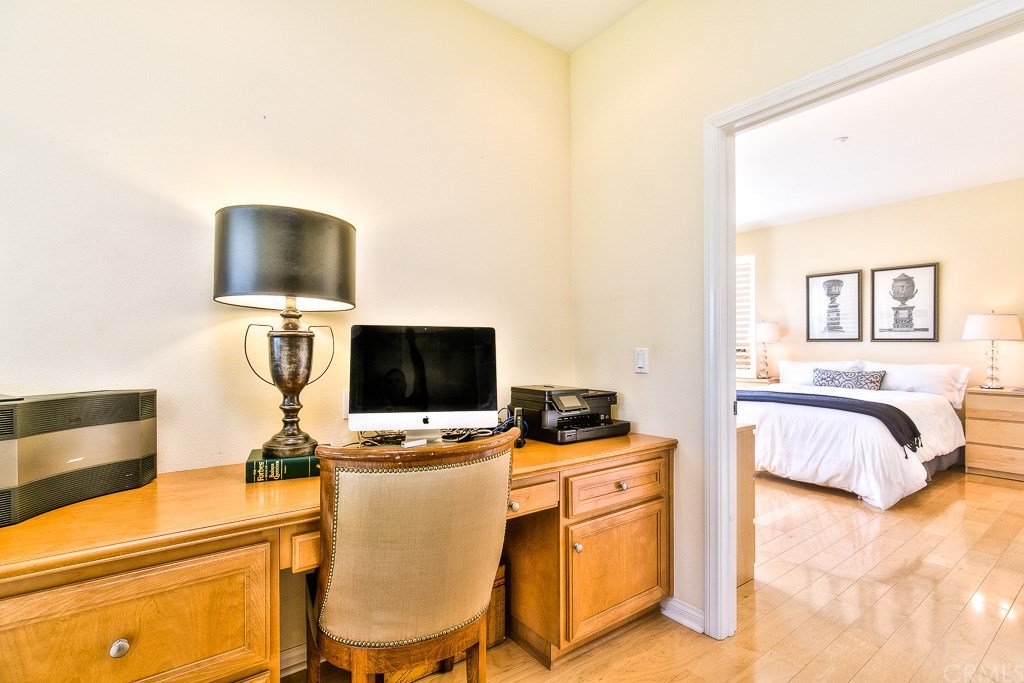 107 Roadrunner Irvine, CA 92603 - Photo 10 of 18