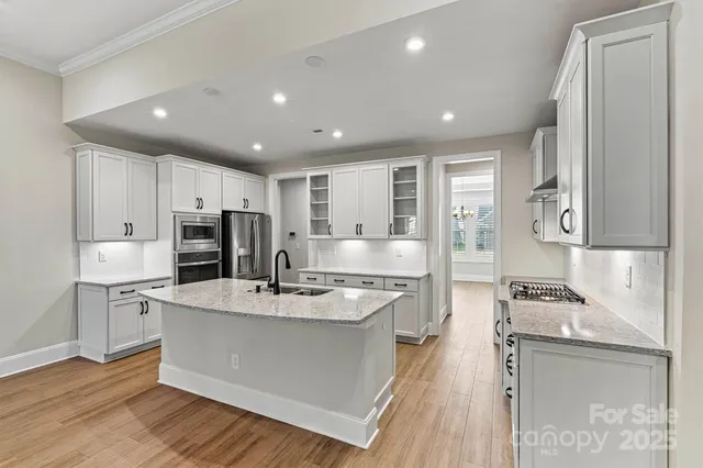 $699,900 | 8439 Profit Lane, Charlotte, NC 28215