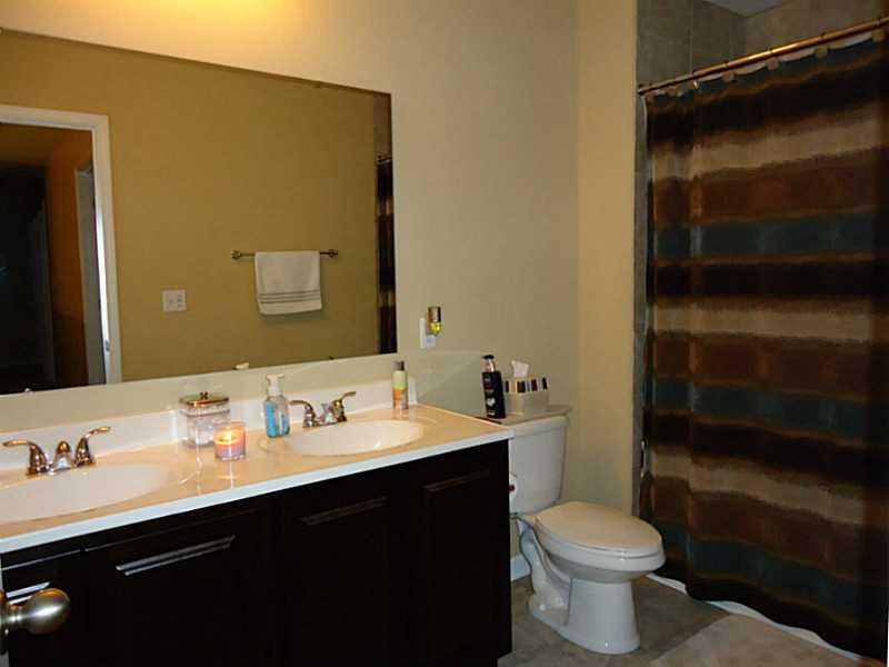 449 Beech Drive McKees Rocks, PA 15136 - Photo 18 of 24 Full Bath.