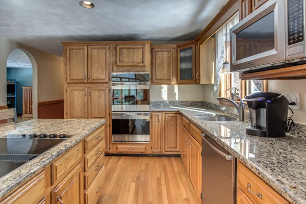 51 Lindor Road North Reading, MA 01864 - Photo 11 of 30 Gallery Image 11