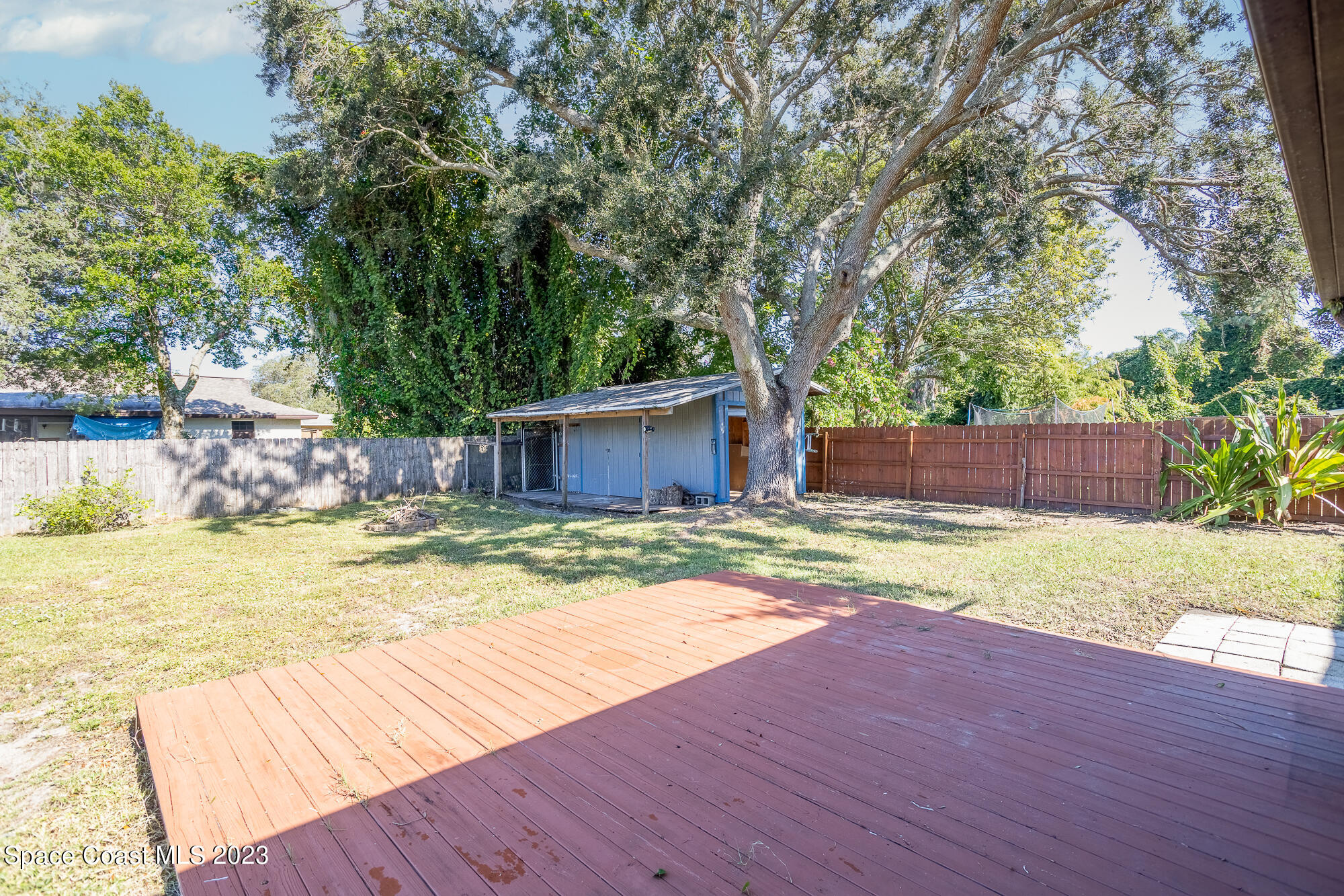 4240 Canela Road Cocoa, FL 32927 - Photo 10 of 30 Back patio 2