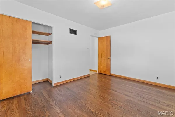 $1,200 | 6048 Southwest Avenue, St. Louis, MO 63139