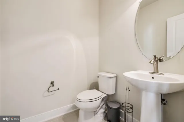 $5,100 | 1224 Main Line Boulevard, Unit 102, Alexandria, VA 22301