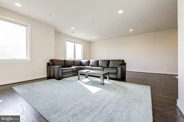 $5,100 | 1224 Main Line Boulevard, Unit 102, Alexandria, VA 22301