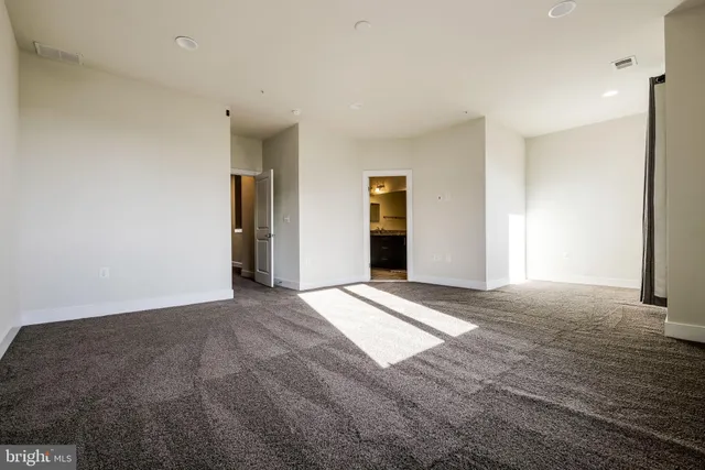 $5,100 | 1224 Main Line Boulevard, Unit 102, Alexandria, VA 22301