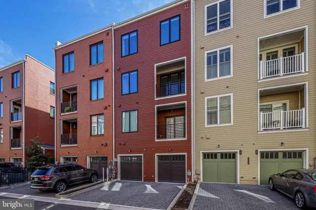 $5,100 | 1224 Main Line Boulevard, Unit 102, Alexandria, VA 22301