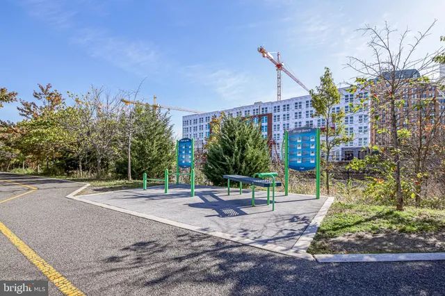 $5,100 | 1224 Main Line Boulevard, Unit 102, Alexandria, VA 22301