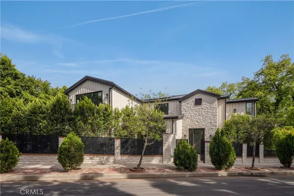 $2,998,000 | 12085 Valleyheart Drive, Studio City, CA 91604