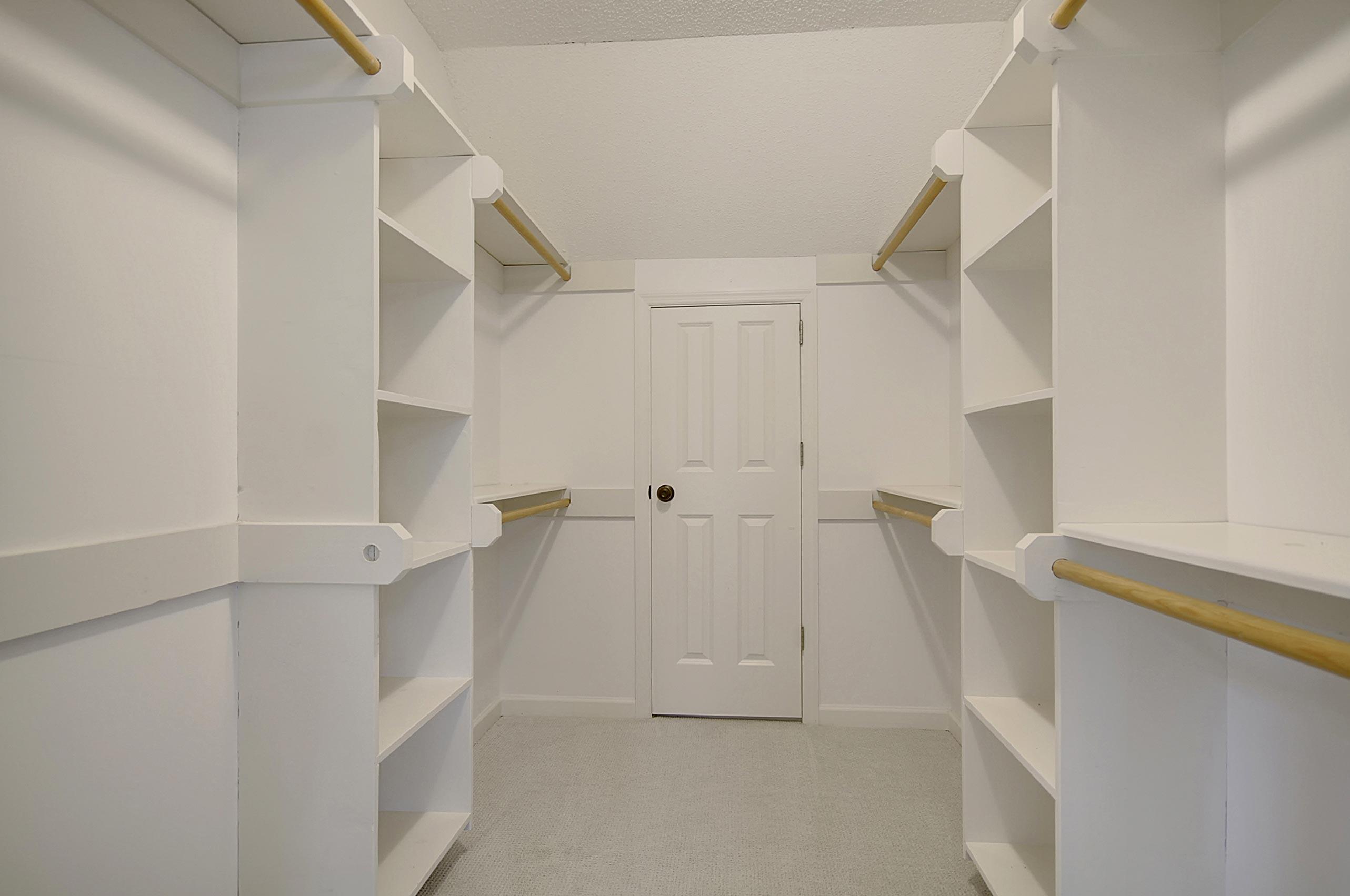47 Ripplemoor Lane Charleston, SC 29414 - Photo 53 of 58 Ensuite Closet