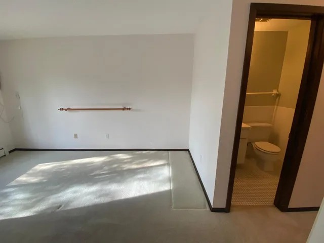 $1,400 | 7350 York Avenue South, Unit 209, Edina, MN 55435