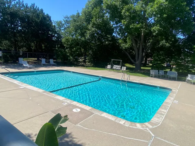 $1,400 | 7350 York Avenue South, Unit 209, Edina, MN 55435