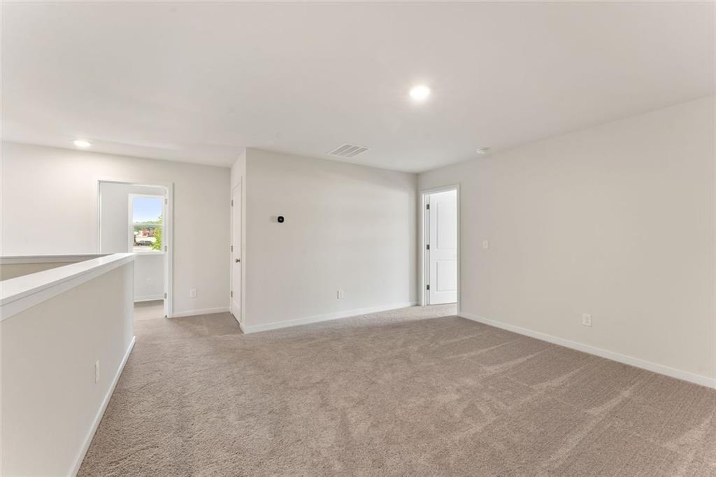 1319 Farmers Loop Marietta, GA 30008 - Photo 12 of 20