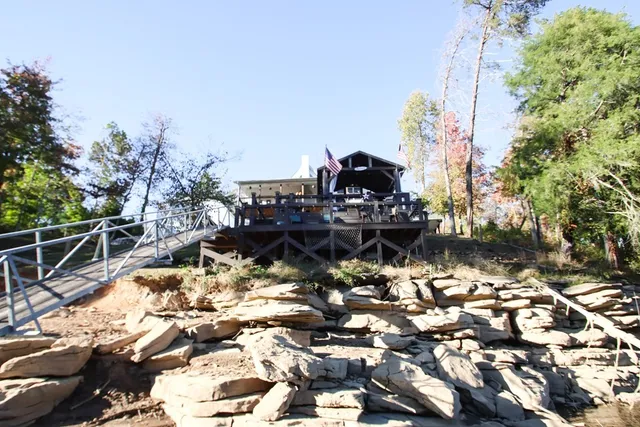 $999,900 | 608 Lakeview Road, Walling, TN 38587