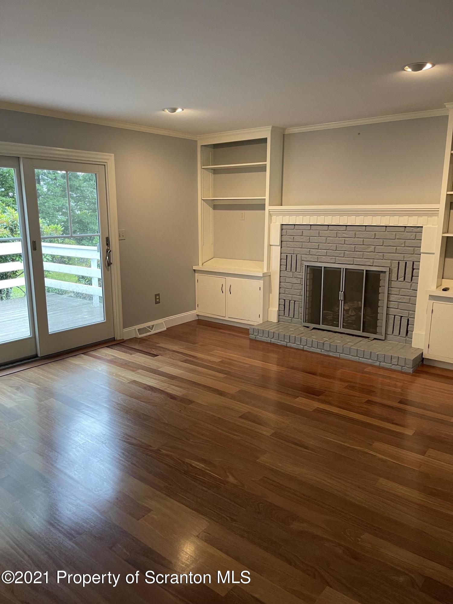 1306 Oakmont Road Clarks Summit, PA 18411 - Photo 5 of 16 IMG_4746