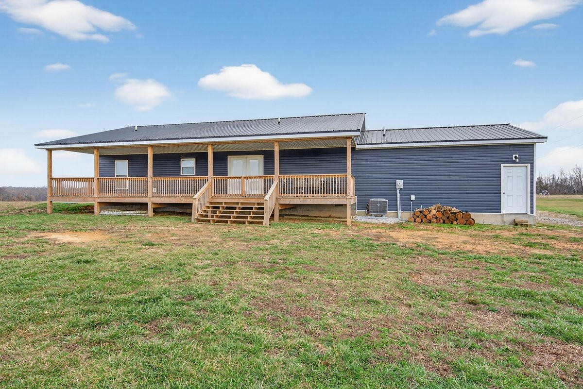 15419 Old Palestine Road Crofton, KY 42217 - Photo 45 of 53 a front view of a house with a yard
