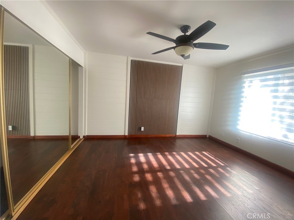 3103 Evening Way, Unit B La Jolla, CA 92037 - Photo 5 of 10 a view of an empty room with a window