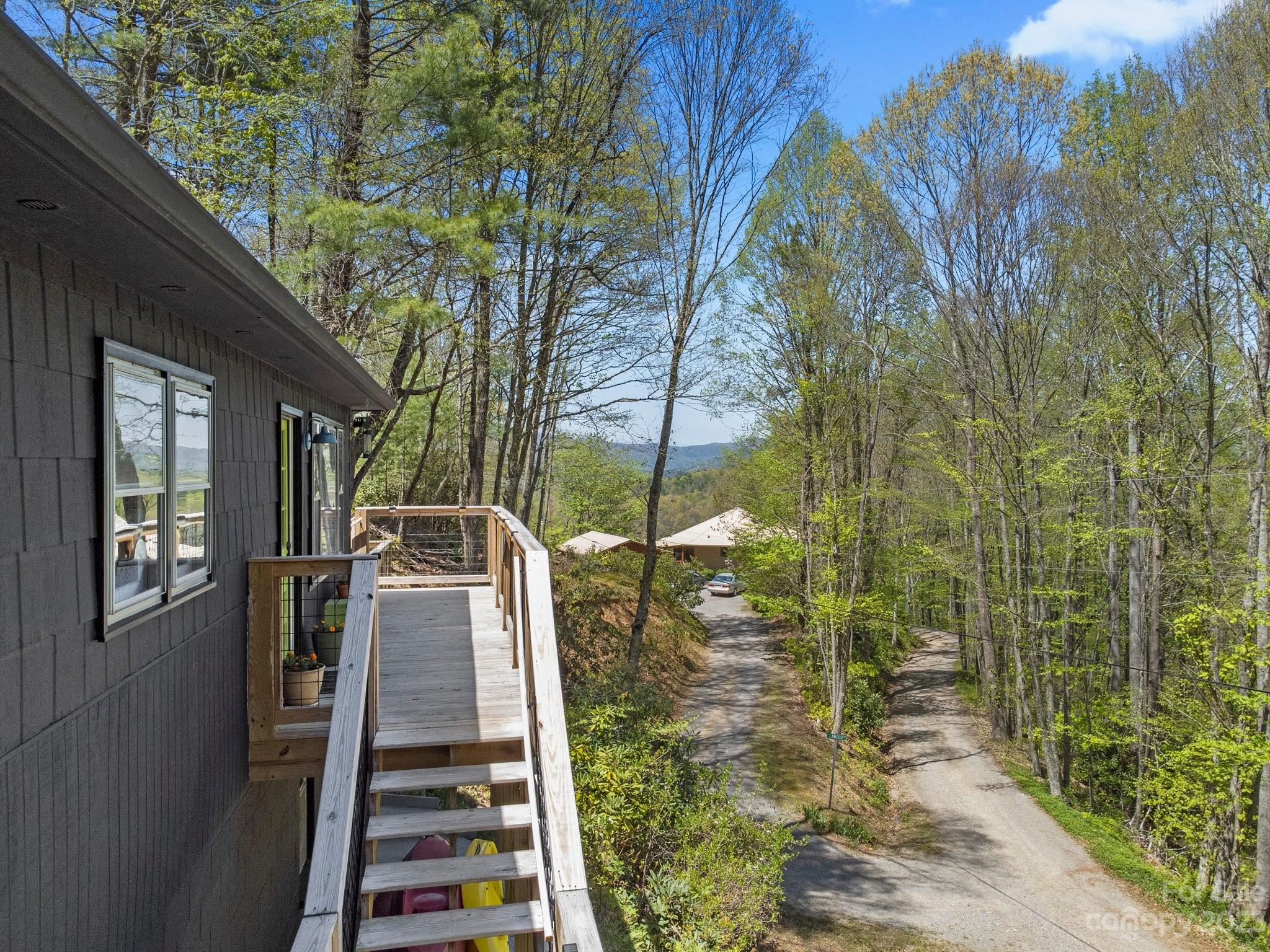 316 Rules Run Road Clyde, NC 28721 - Photo 4 of 47 a view of outdoor space