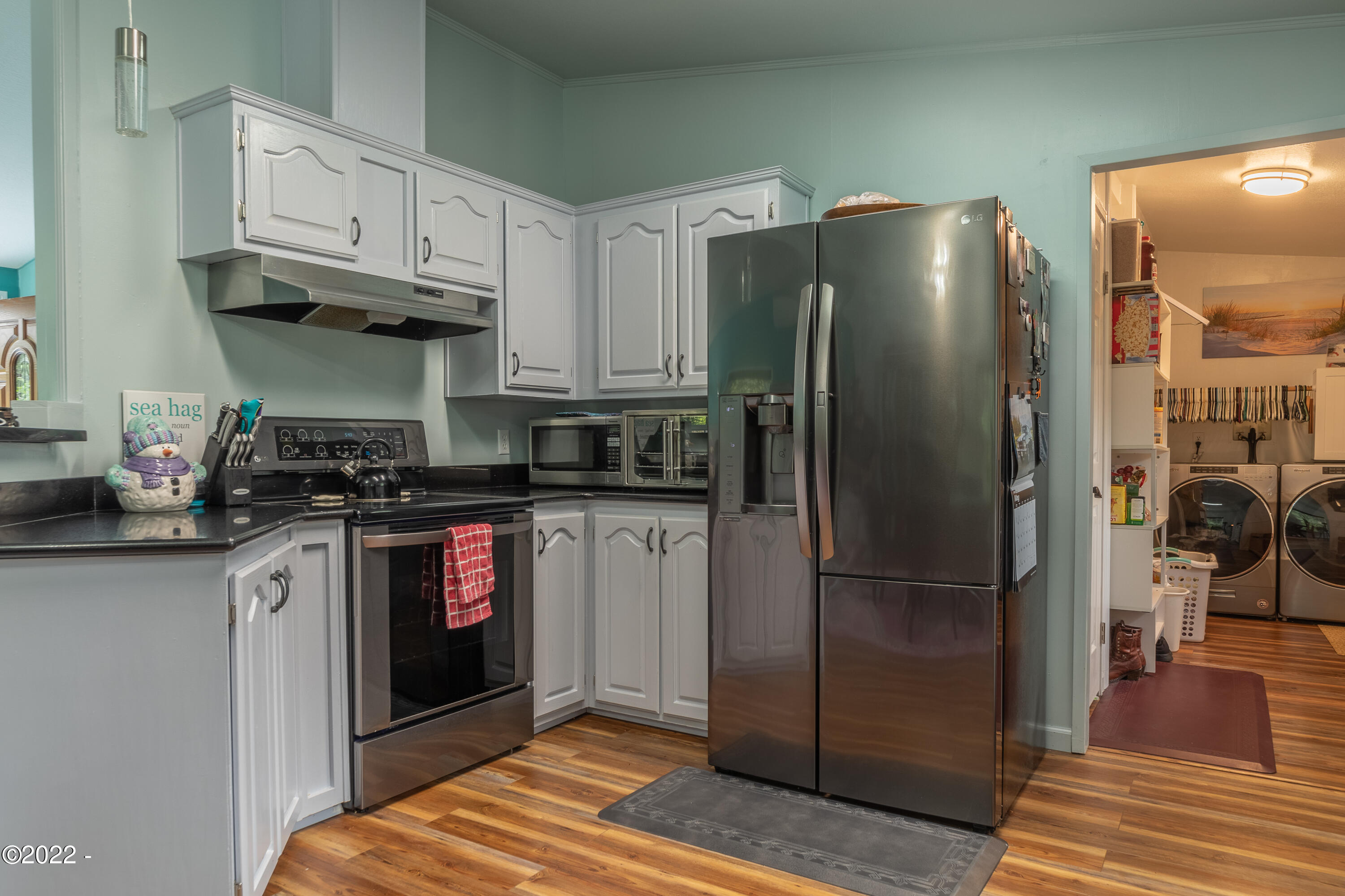 131 Sams Creek Road Logsden, OR 97357 - Photo 7 of 22 Kitchen