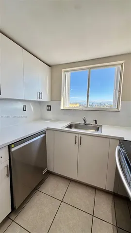 $2,450 | 4854 Northwest 7th Street, Unit 508, Miami, FL 33126