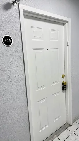 $2,450 | 4854 Northwest 7th Street, Unit 508, Miami, FL 33126