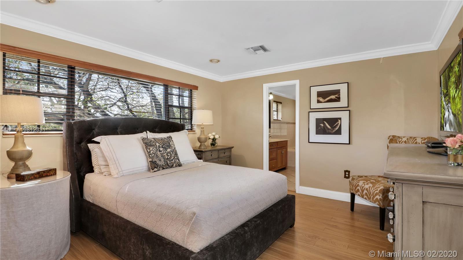 11339 Southwest 74th Terrace Miami, FL 33173 - Photo 26 of 31 MASTER BEDROOM SUITE