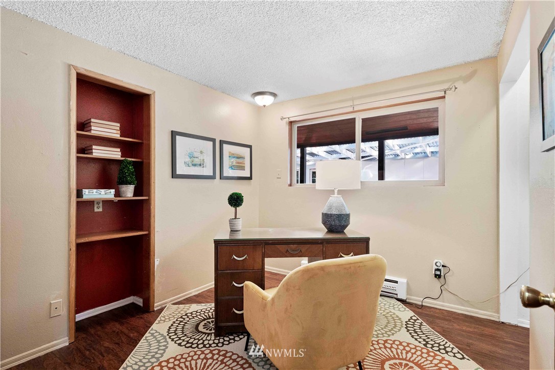 23718 23rd Avenue West Bothell, WA 98021 - Photo 18 of 36 a living room with furniture