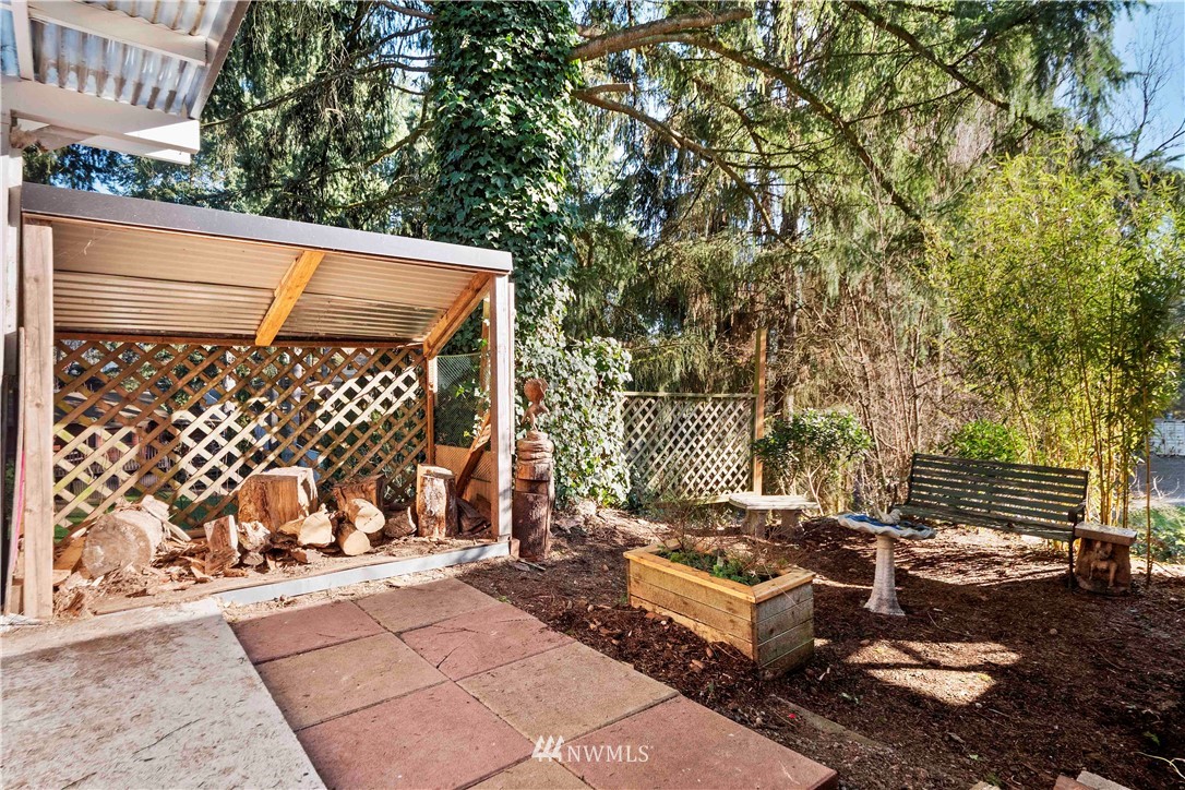 23718 23rd Avenue West Bothell, WA 98021 - Photo 29 of 36 an outdoor view of garden