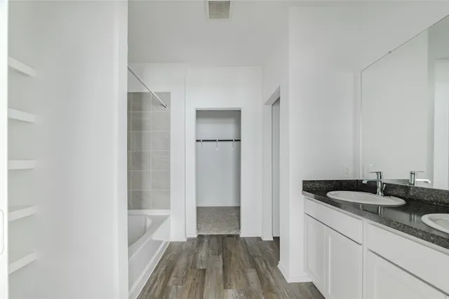 $2,200 | 24106 Juniper Hts Drive, Spring, TX 77373