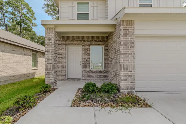 $2,200 | 24106 Juniper Hts Drive, Spring, TX 77373