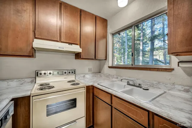 $499,000 | 1834 Ibache Street, South Lake Tahoe, CA 96150