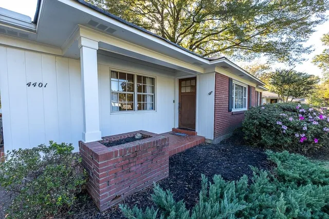 $315,000 | 4401 Charleswood Avenue, Memphis, TN 38117