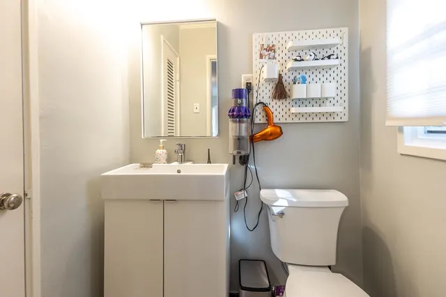 $315,000 | 4401 Charleswood Avenue, Memphis, TN 38117