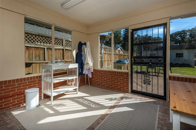 $315,000 | 4401 Charleswood Avenue, Memphis, TN 38117