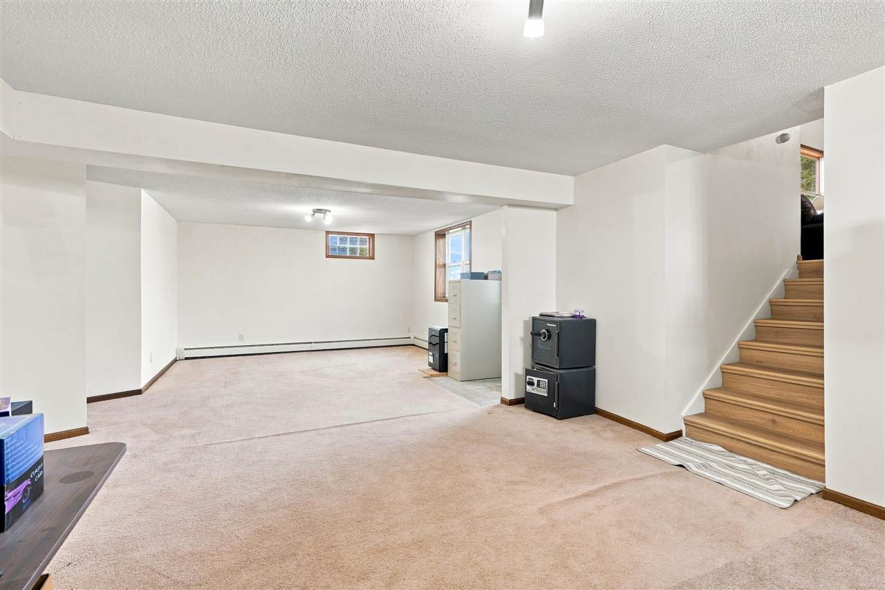 2960 160th Street Riverside, IA 52327 - Photo 23 of 53 Gallery Image 23