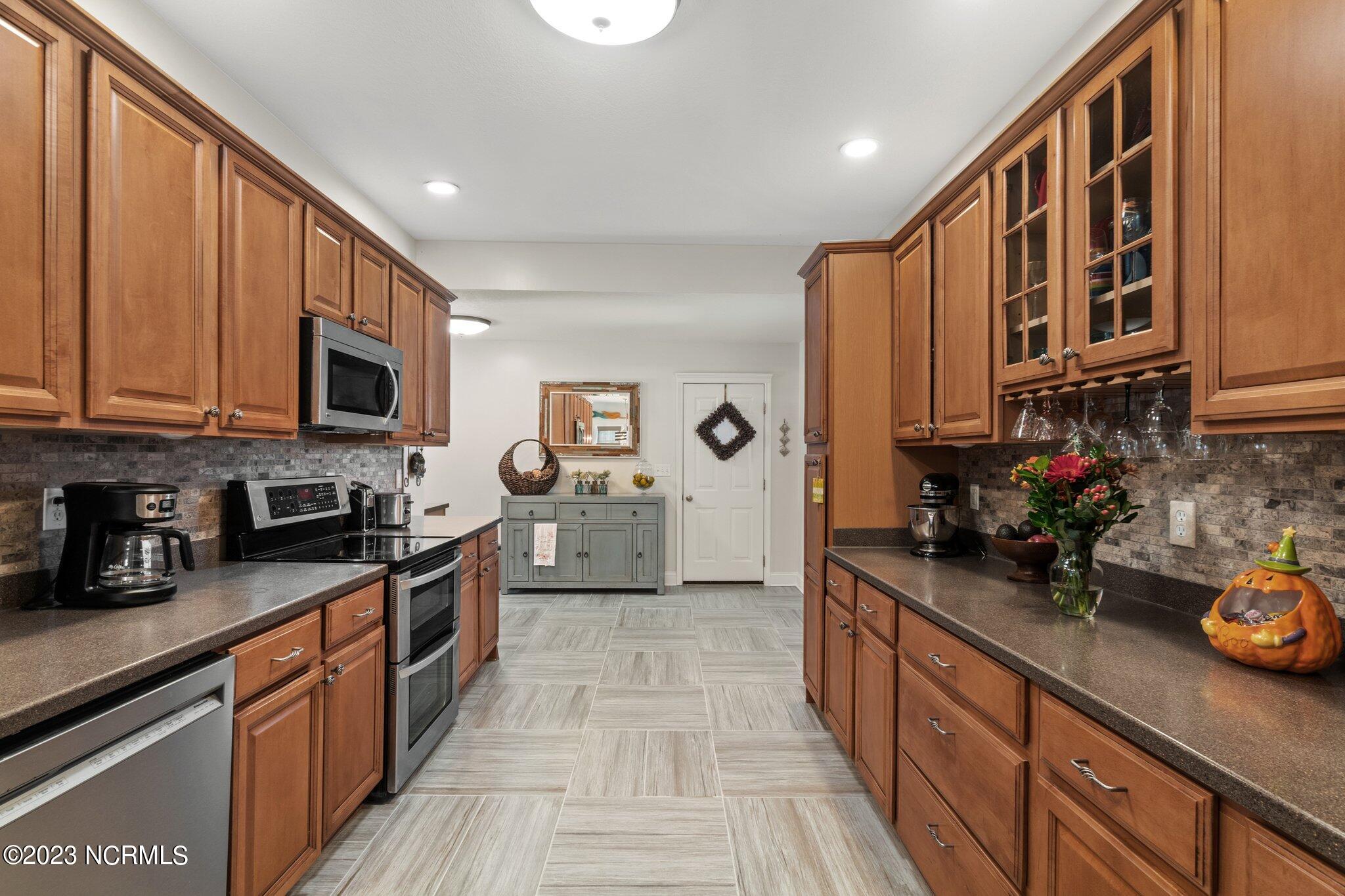 151 Mariners Way Moyock, NC 27958 - Photo 12 of 53 17-web-or-mls-DSC01491