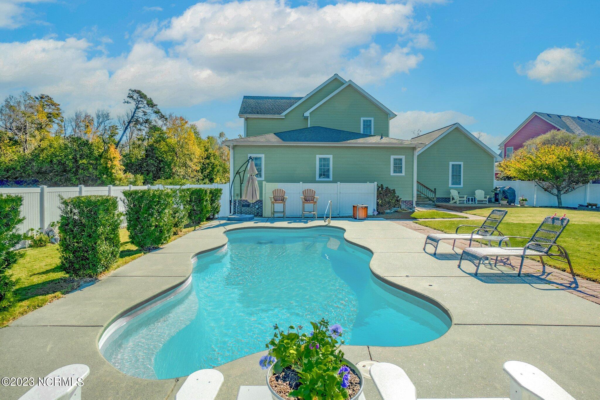 151 Mariners Way Moyock, NC 27958 - Photo 32 of 53 38-web-or-mls-Exterior - TL -4