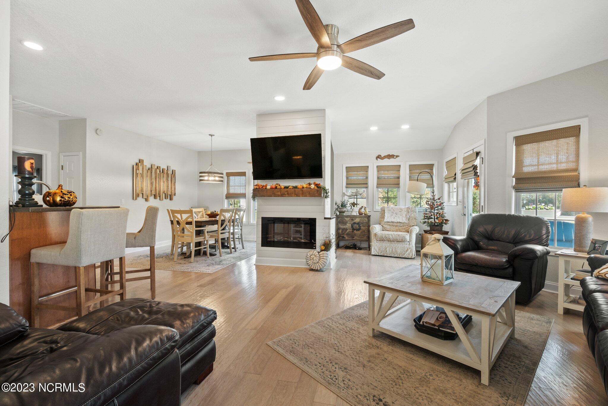 151 Mariners Way Moyock, NC 27958 - Photo 4 of 53 9-web-or-mls-DSC01467