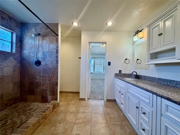 $2,000 | 16907 Dusty Mill Drive West, Sugar Land, TX 77498