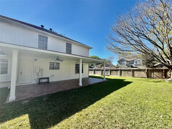 $2,000 | 16907 Dusty Mill Drive West, Sugar Land, TX 77498