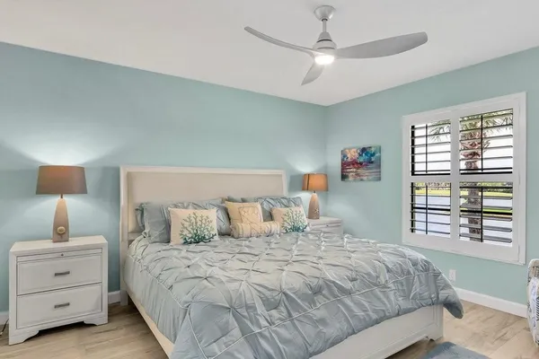 $2,300 | 33 Plantation Drive, Unit 205, Vero Beach, FL 32966