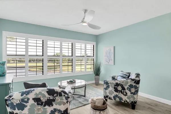 $2,300 | 33 Plantation Drive, Unit 205, Vero Beach, FL 32966