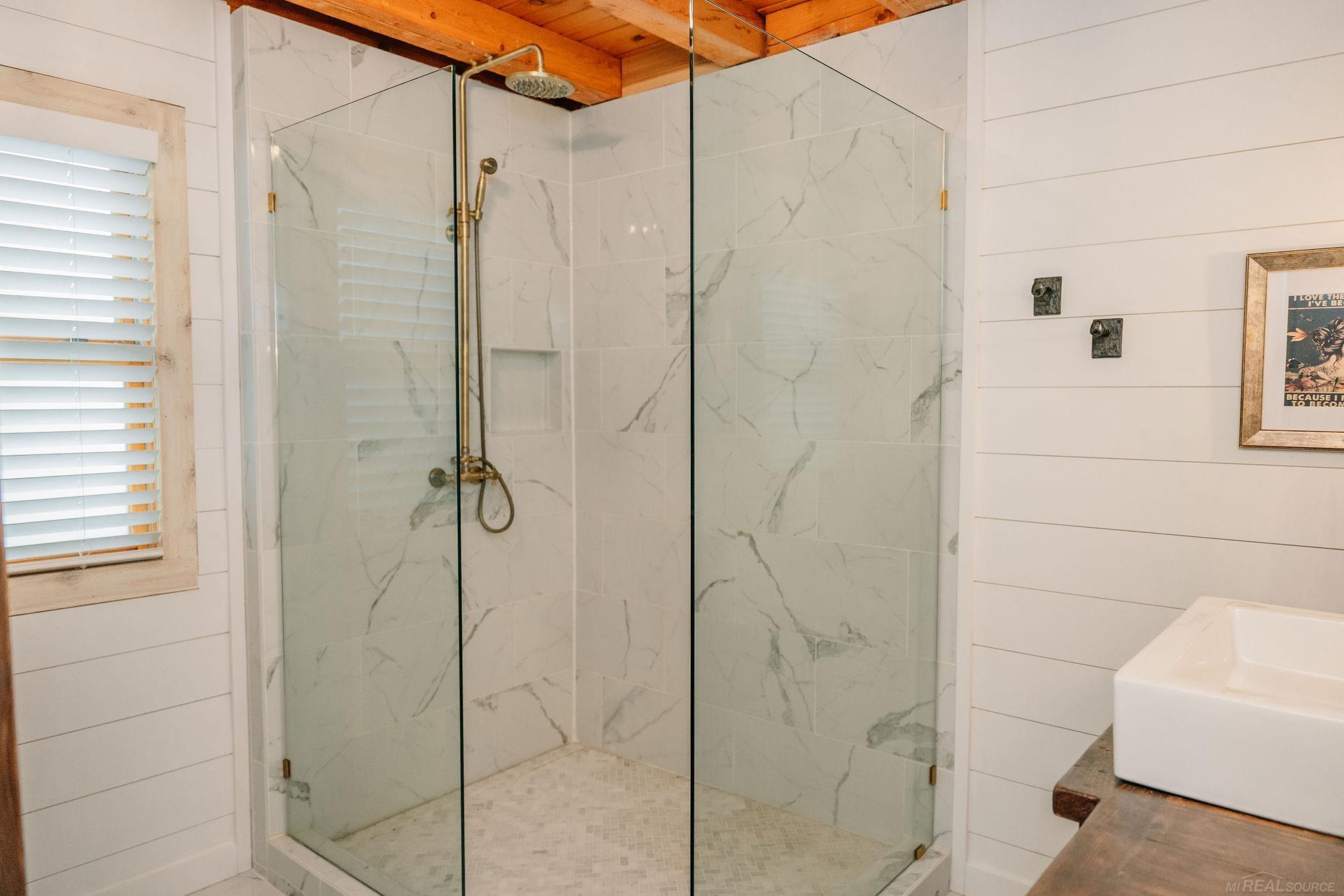 1778 Clark Lake Road Brighton, MI 48114 - Photo 24 of 56 50122395-23.JPG